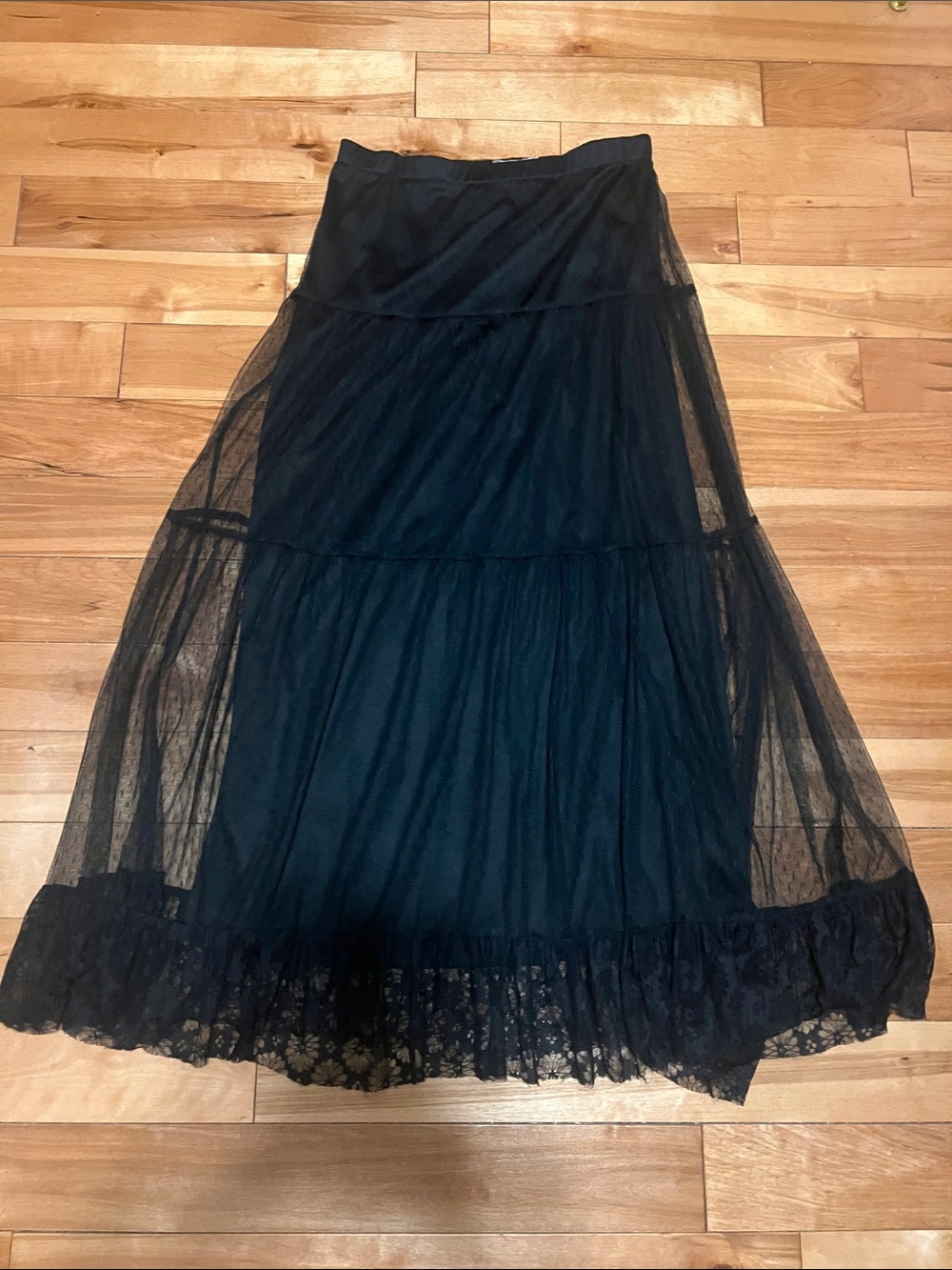 Forever 21 Black Layered Lace & Tulle Maxi Skirt
